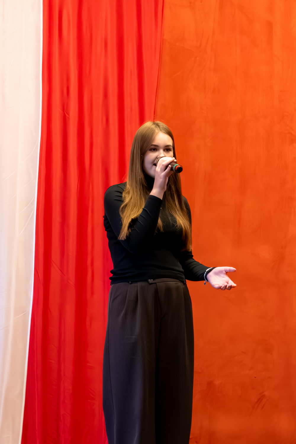 Zdjęcie DZIEŃ JĘZYKÓW OBCYCH 26.09.2025 (9 z 34)4ef0b1aa-d9cf-42c4-83b9-08c8d3b22bc4.jpg w galerii Europejski Dzień Języków (26.09.2025)